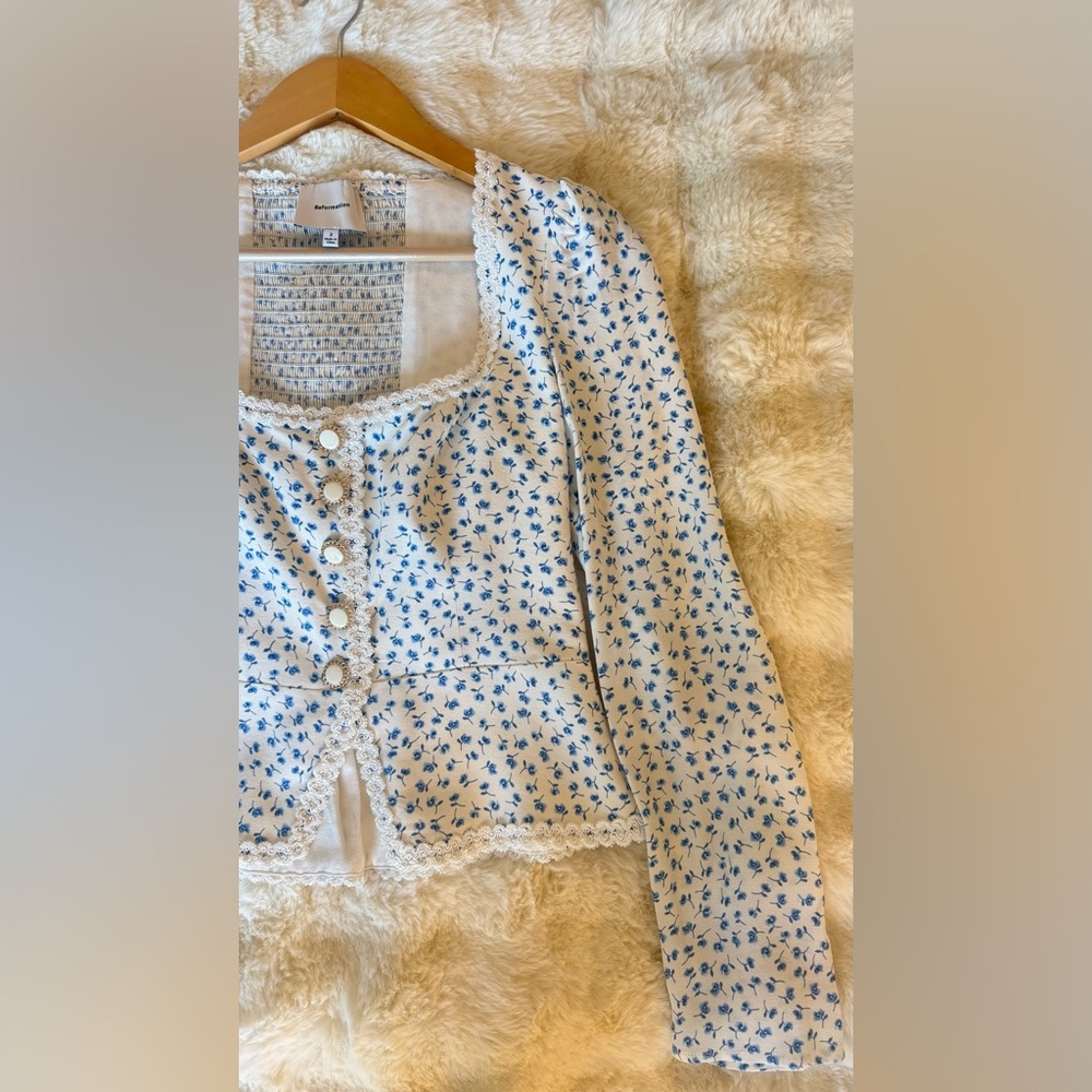 Reformation Cream Floral Button-Front Blouse with Blue Print - Picture 9 of 16